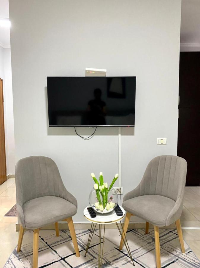 Chlo Apartment 1 Tirane Kültér fotó