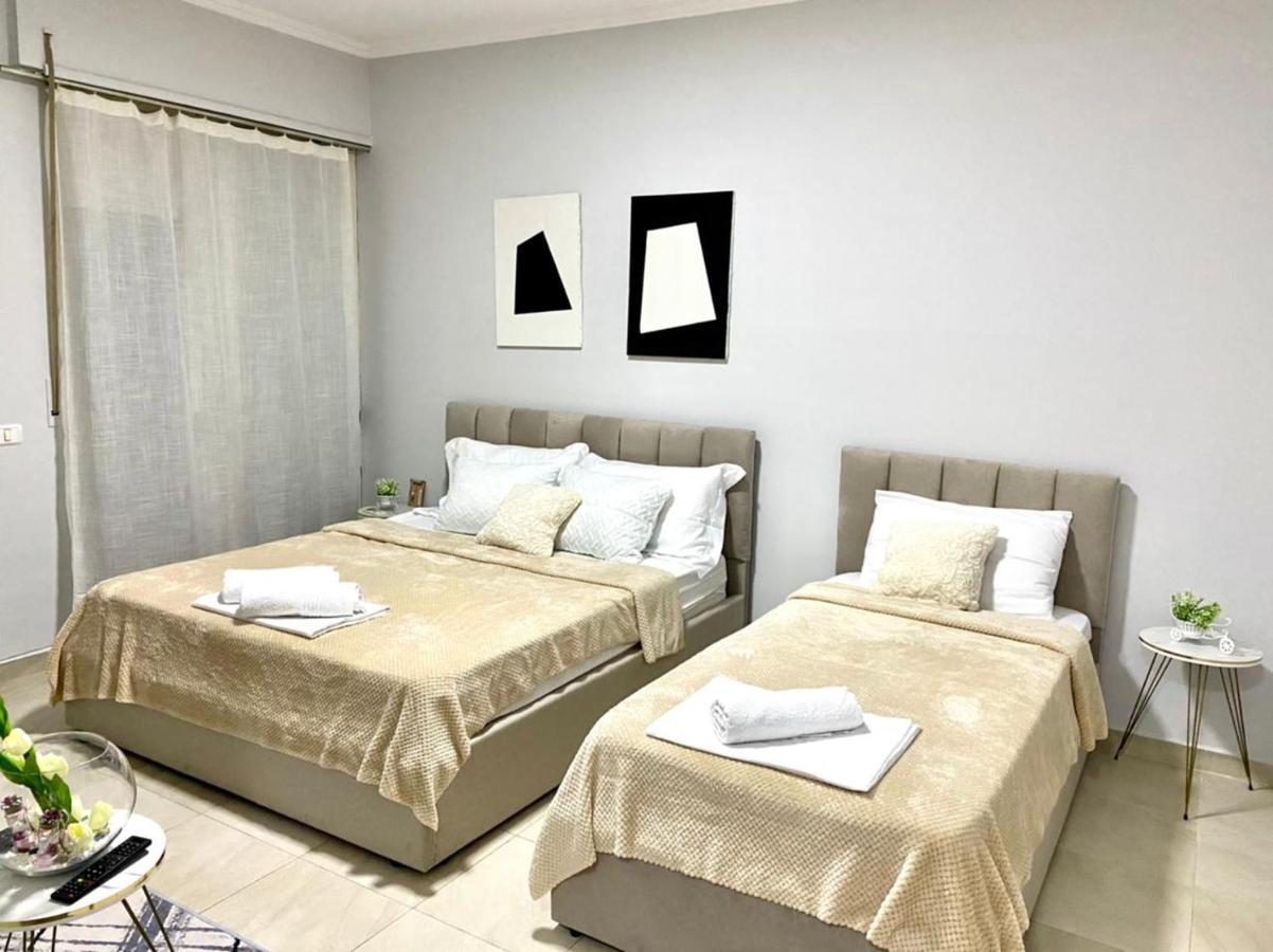 Chlo Apartment 1 Tirane Kültér fotó